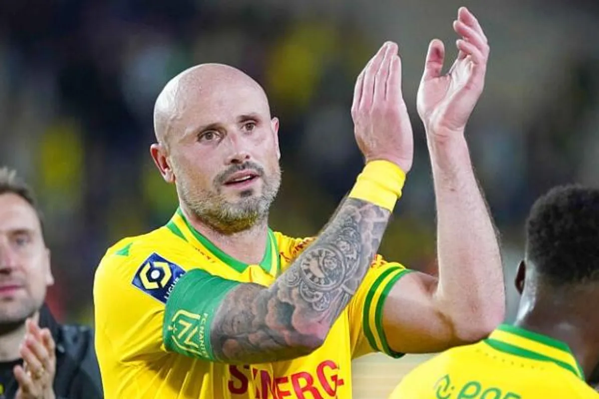 Clap Clap FC Nantes Ancien – Allez Les Canaris, Vintage