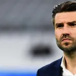FC Nantes : le coach idéal pour relancer les Canaris sur le marché et candidat ?