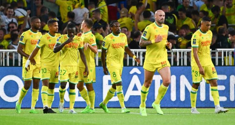 Fc Nantes Les Canaris Sortent De La Zone Rouge Ce Week End Si But