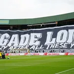 FC Nantes : les ultras d’un club mythique soutiennent la Brigade Loire face à la Juventus