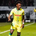 FC Nantes – Mercato : Bayat a ramené un vrai chat noir au FCN