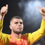 FC Nantes – Mercato : l’OL éloigne un concurrent des Canaris pour Callens