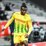 FC Nantes – Mercato : Simon Moses refroidi par une brouille avec la direction ?