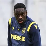 FC Nantes – Mercato : un Canari pousse déjà Kombouaré à bout, la sortie se rapproche