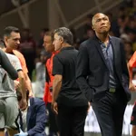 FC Nantes – PSG : les Canaris se félicitent de ne pas en avoir pris huit, Kombouaré conteste le carton de Fabio
