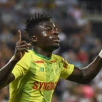 FC Nantes, Stade Rennais : la menace pour Moses Simon éloignée grâce à Martin Terrier ?
