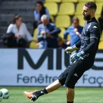 FC Nantes : un autre Lafont a déjà  dégoûté les Canaris, Pierre Ménès valide