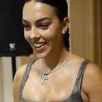 Georgina Rodriguez, madame Cristiano Ronaldo, se fait tourner autour…