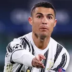 Juventus : Cristiano Ronaldo peut exhiber un premier prix devant Lionel Messi