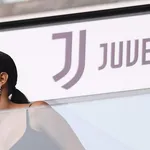 Juventus : Drôle de yoga pour Georgina, Madame Cristiano Ronaldo…