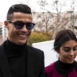 Juventus : incapable de changer une ampoule ou de faire la cuisine : Georgina Rodriguez taille (affectueusement) CR7