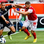 L’AS Monaco s’impose à  Reims après une nouvelle polémique arbitrale