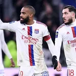 L’OL et Lacazette font le boulot contre Chambéry à la pause !