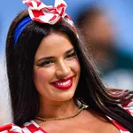 La plus belle supportrice du Mondial fait encore monter la température&rdquo;¦