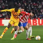 Le FC Barcelone frustré à  Grenade à  la pause