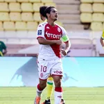 Le FC Nantes coule à  Monaco à  la pause !