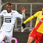 Le RC Lens s’impose à l’arrachée face à un Rennes qui n’a pas démérité