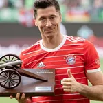 Le Real Madrid craint le PSG pour Tchouaméni, les fans du FC Barcelone réclament Lewandowski