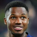 Le Real Madrid prêt à  mettre le paquet pour Mbappé, un futur Ballon d'Or au FC Barcelone ?