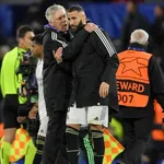 Le Real Madrid va activer une clause XXL pour Benzema, feu vert pour Messi au Barça