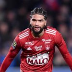 Le Stade Brestois conforte sa place de dauphin en s’imposant à  Strasbourg