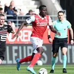 Le Stade Rennais prend le meilleur sur Reims à  la pause !