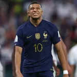Les infos du jour : alerte pour Mbappé avec les Bleus, le Real Madrid ne veut plus de lui, Bayal Sall cartonne l’ASSE