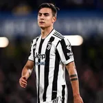 Les infos du jour : la polémique Mbappé avec les Bleus repart de plus belle, le Barça recale Dybala et a un accord avec une nouvelle recrue