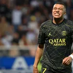 Les infos du jour : le PSG continue d’humilier Mbappé, Nkounkou (ASSE) durcit le bras de fer, l’OM oublie Alexis Sanchez