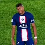 Les infos du jour : le PSG dégraisse et sait pourquoi Mbappé boude, Longoria réalise un gros coup pour l’OM, l’ASSE se renforce