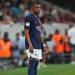 Les infos du jour : le PSG fixe un prix dingue pour Mbappé, l’OM, l’ASSE et le FC Nantes affolent le Mercato