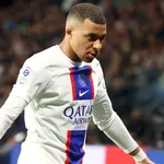 Les infos du jour : le Real vise Zidane pour séduire Mbappé, le Barça se démène pour Messi, ça clash au LOSC