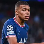 Les infos du jour : Mbappé brise le silence sur son envie de quitter le PSG, Puel reste à  l’ASSE, ça se tend pour Sampaoli à  l’OM