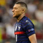 Les infos du jour : Mbappé fait causer après son raté, des recrues à  l'OM et l'OL