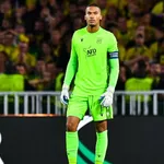 Les infos du jour : Mbappé fait encore des siennes chez les Bleus, première convocation pour Lafont, Aulas conforte Bosz à  l’OL