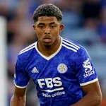 Les infos du jour : Mbappé lâche une bombe à  Benzema sur son avenir, le coup bas de Messi au Barça, Fofana pourrait rapporter gros à  l’ASSE