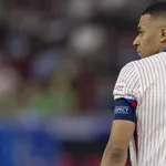 Les infos du jour : Mbappé va manquer une partie de l’Euro, une catastrophe se confirme pour la L1