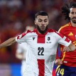 Les infos du jour : Mikautadze fait rêver la L1, un joueur du FC Nantes pisté par l’ASSE, Bellingham risque gros