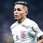 Les infos du jour : une recrue et un bras de fer engagé au FC Nantes, les enchères montent pour Kolo Muani et Barcola, des surprises envisagées à  l’ASSE