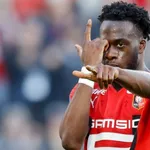 Lorient se balade, Rennes reprend confiance et Monaco chipe la 2e place !