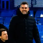 LOSC : après Chelsea, Pierre Ménès se paye Jocelyn Gourvennec et l’un de ses cadres