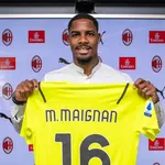 LOSC : le titre de champion, son passage à Lille… les confessions de Maignan
