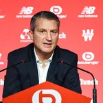 LOSC – Mercato : Létang se frotte au PSG pour cet attaquant prometteur