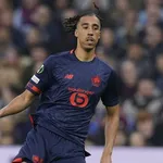 LOSC Mercato : Yoro finalement ni au PSG ni au Real Madrid ?