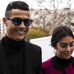 Manchester United : Cristiano Ronaldo verse un salaire à  Georgina Rodriguez, le montant est ahurissant !
