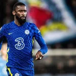 Manchester United – Mercato : les Red Devils torpillent une piste du PSG et du Real Madrid