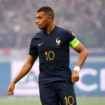 Mbappé rend fou le Real Madrid, le FC Barcelone humilie les Merengue