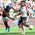 RC Lens, Real Madrid, FC Barcelone Mercato : les cinq choses à  savoir sur Eli Junior Kroupi