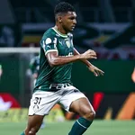 Mercato : un Brésilien sur les tablettes du Real Madrid et du Barça