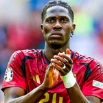 Mercato : Unaï Emery s’offre une cible estivale du PSG, Nasser Al-Khelaïfi s’étrangle !